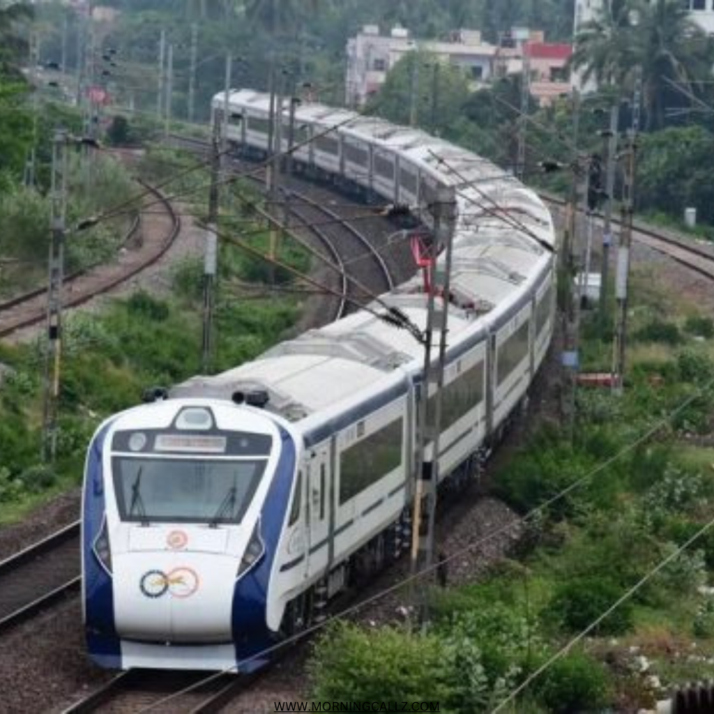 Vande Bharat Express Train | Make In India 🎯